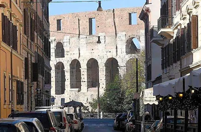 Charming Colosseum Hotel